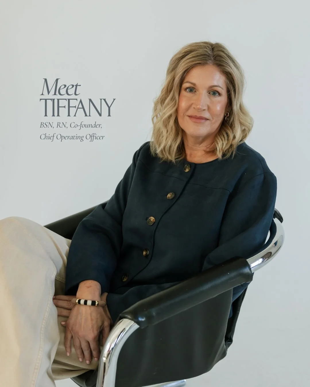 Get to know @tiffany.linebarger our co-founder, nurse injector and Chief Operating Officer 🤍

.
[murfreesboro skincare, medspa, Tennessee medspa, new clinic, nurse injector, Botox, filler, Moxi ]