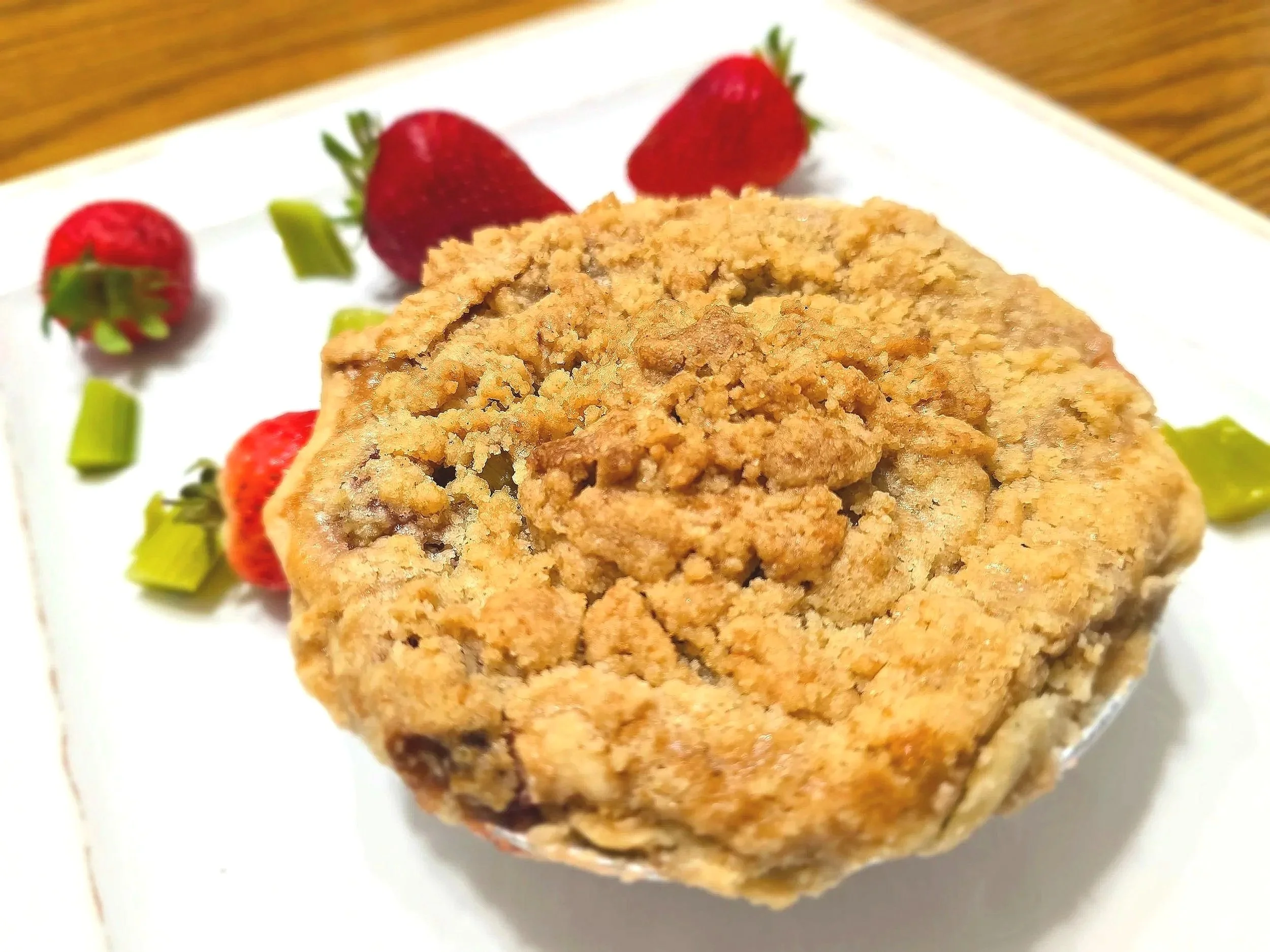 Strawberry%2BRhubarb%2BPie2.jpg