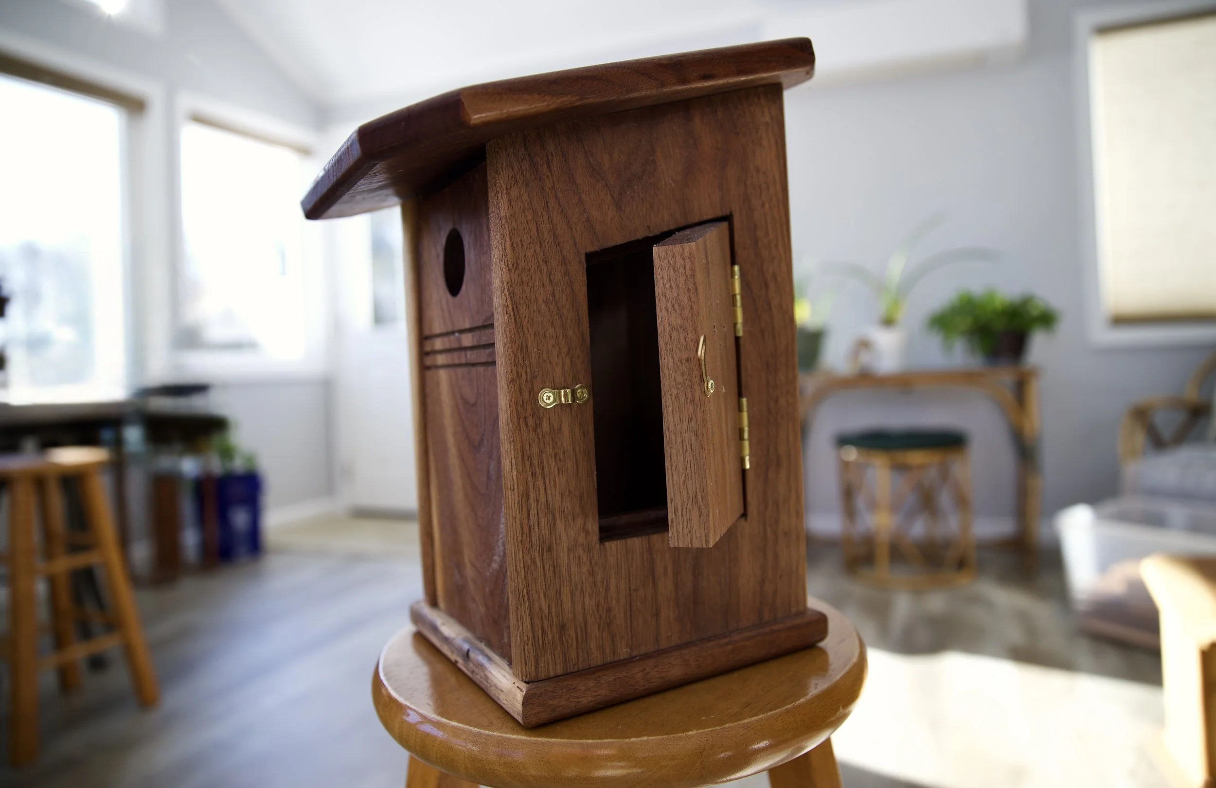 R.E. Arnold's walnut bluebird house with hinged cleanout panel in Adams County PA