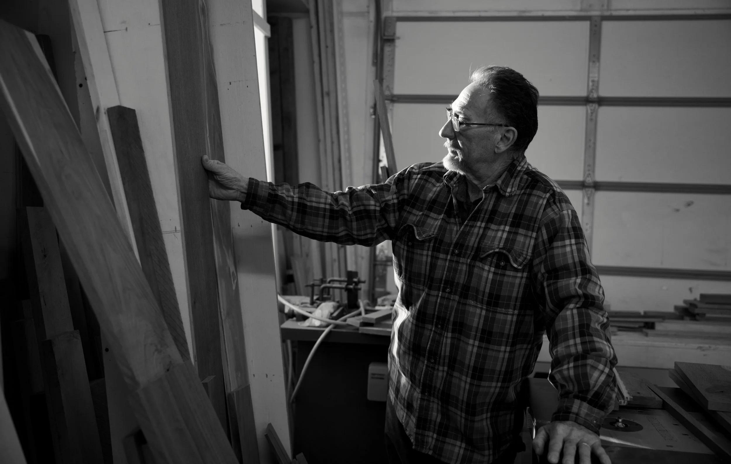 R.E. Arnold's custom carpenter Bob working with lumber in his Gettysburg, PA workshop