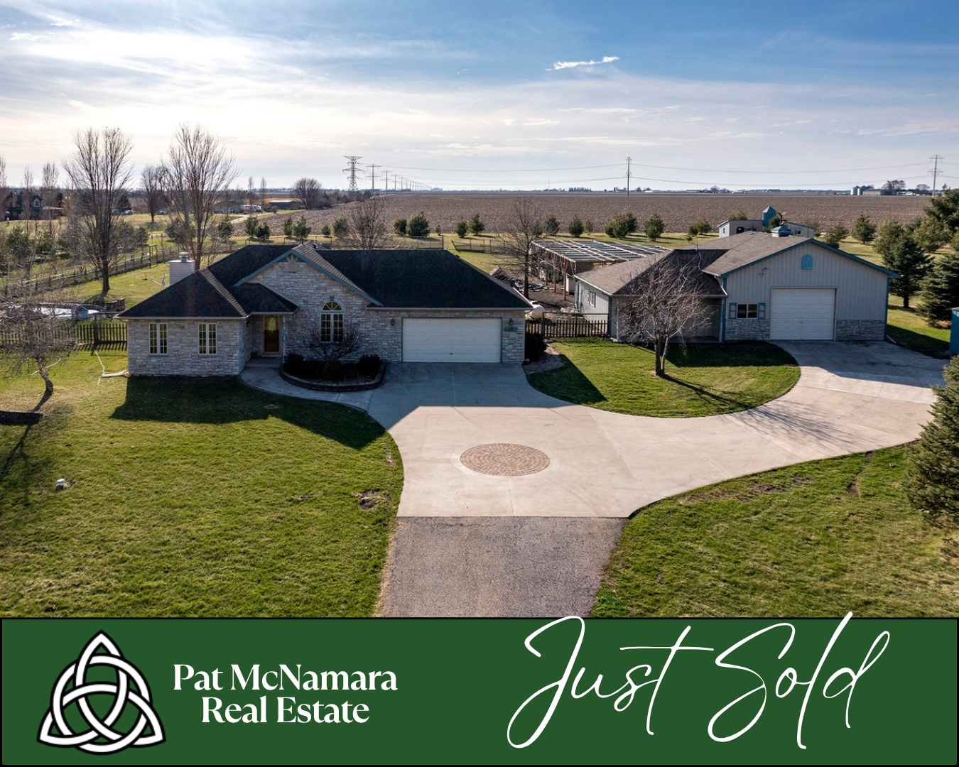 RECENTLY SOLD - 2485 Verona Rd, Verona, IL | 

Located in Verona, Illinois, this beautiful five-acre property includes a two-bedroom, two-bath home, a large pole barn, and peaceful privacy. The house has a kitchen, dining room, living room, and two b