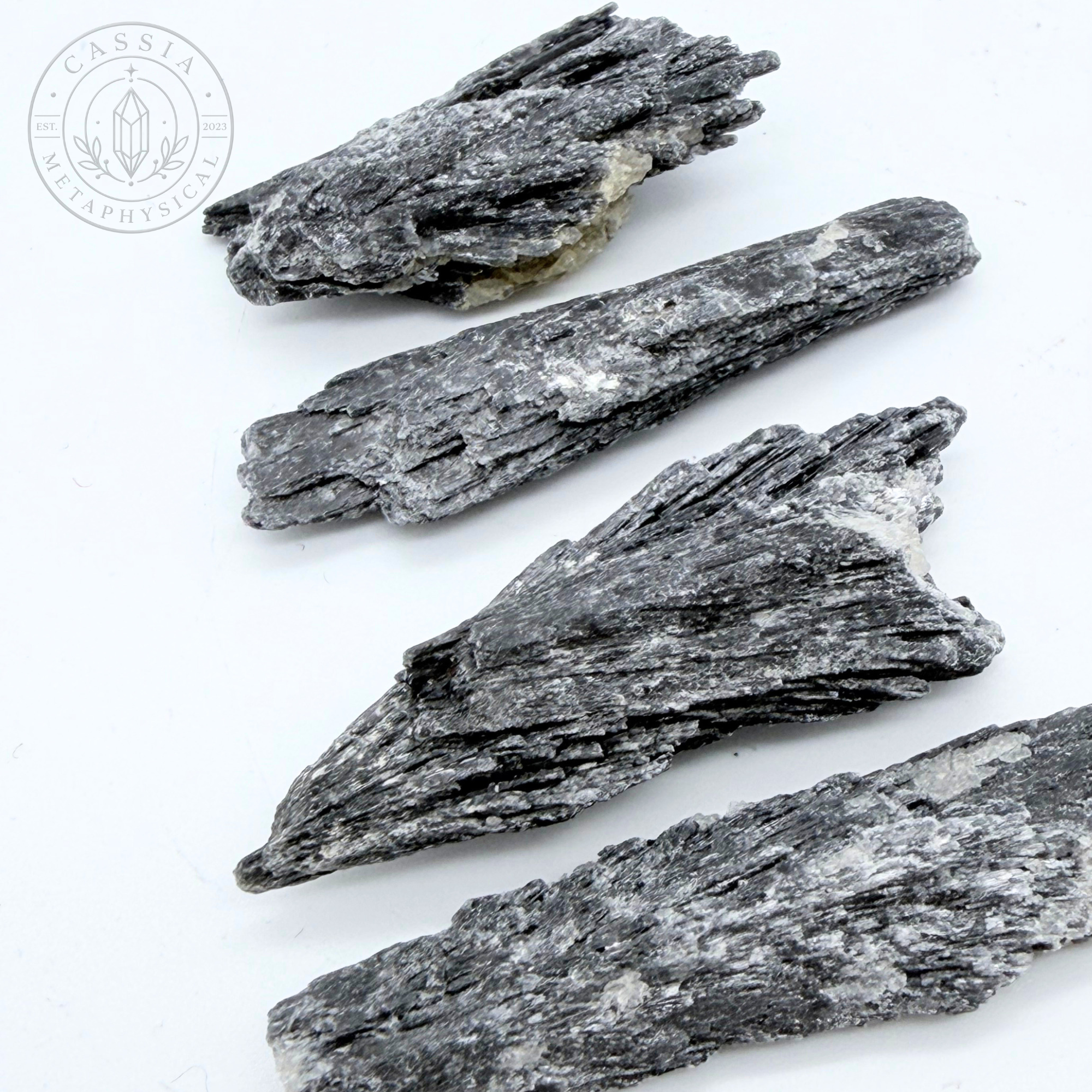 BLACK KYANITE FANS - SMALL-3.png