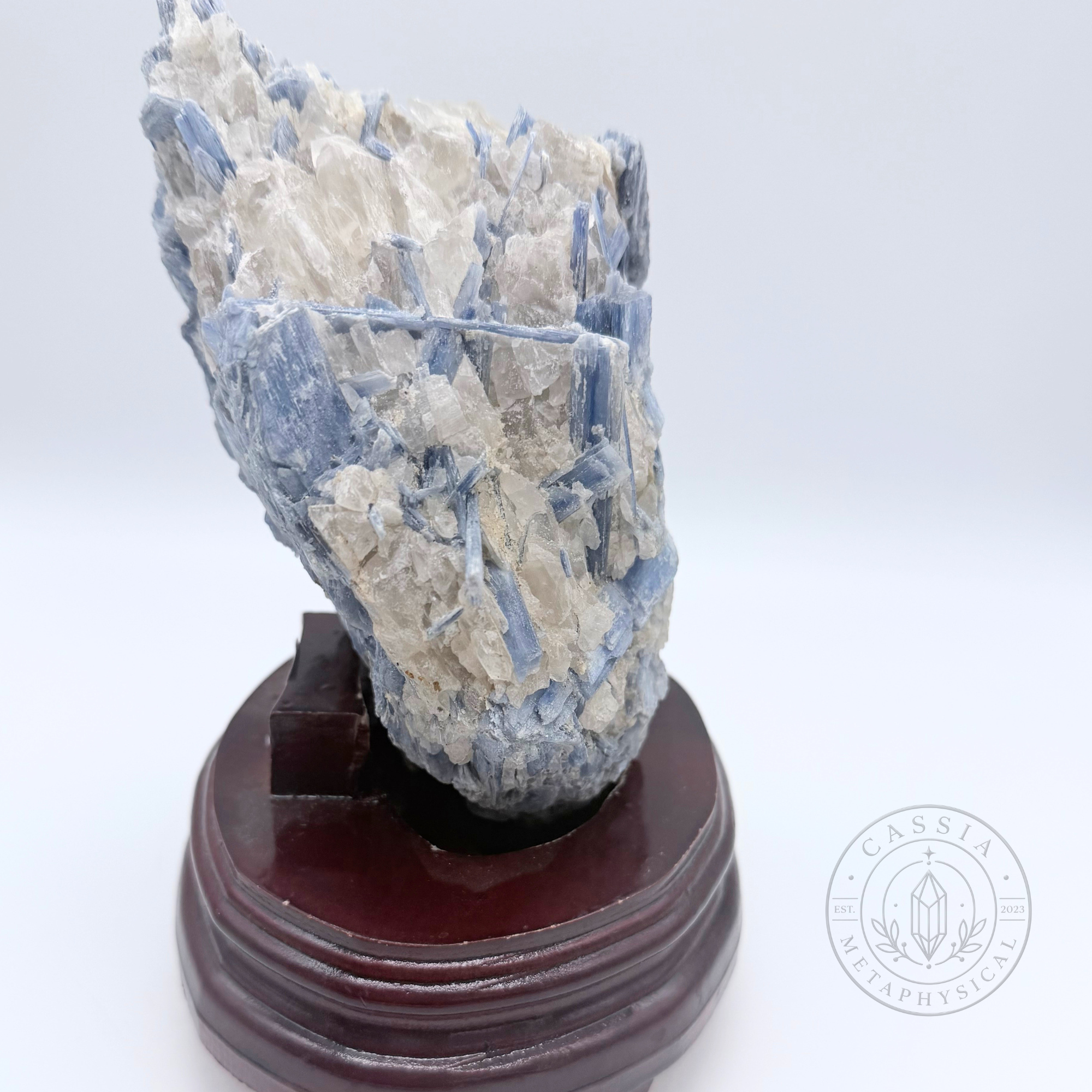 BLUE-KYANITE-IN-QUARTZ-MATRIX _ RAW COLLECTOR SPECIMAN-4.png