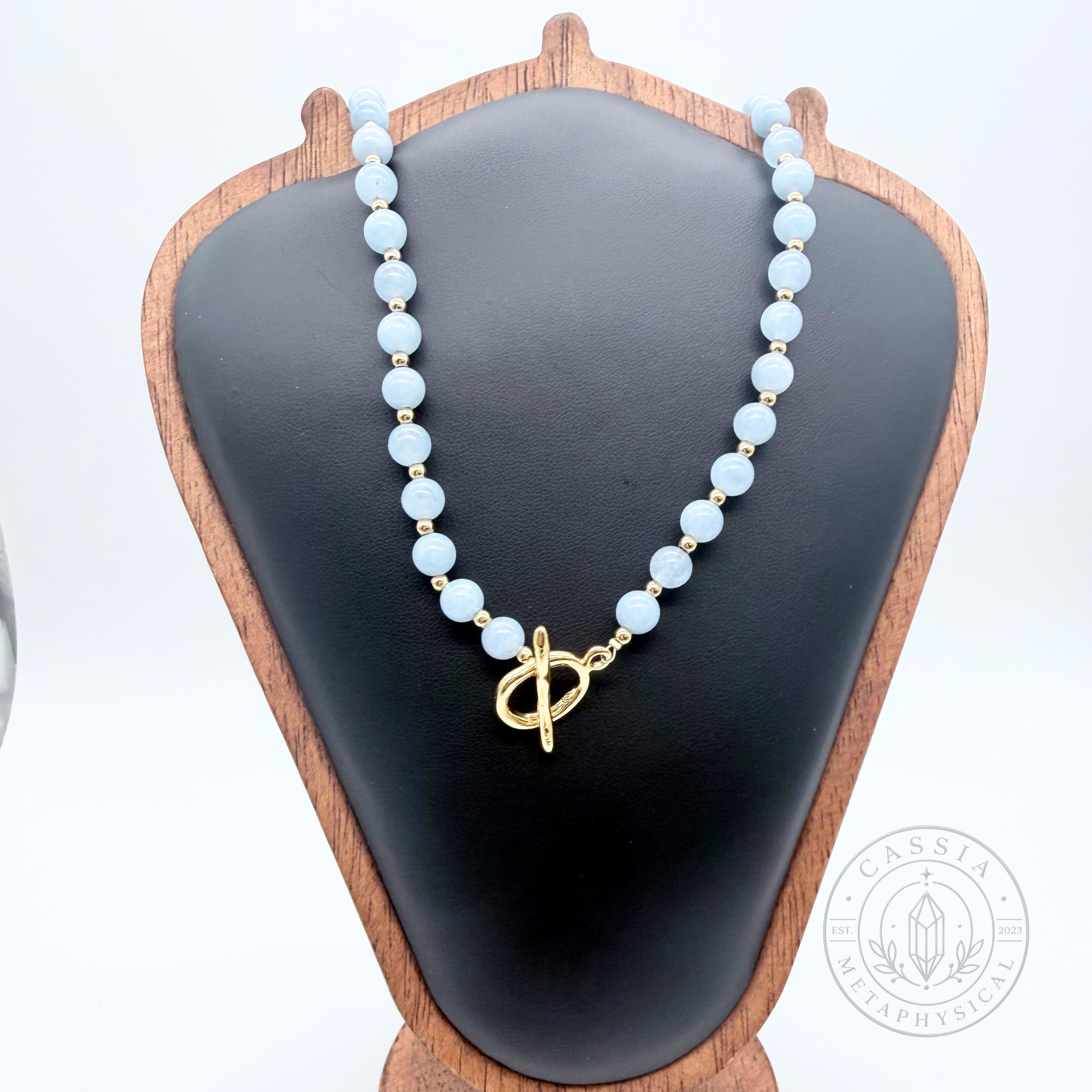 NECKLACE-AQUAMARINE-TOGGLE-1.png