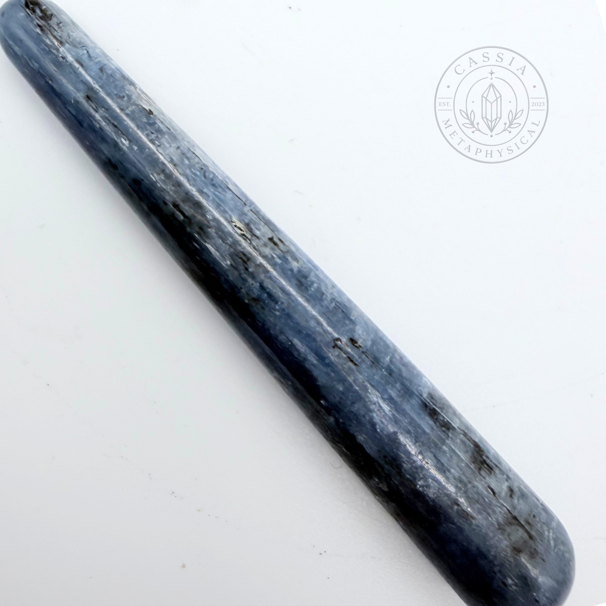 BLUE-KYANITE-WAND-3.png