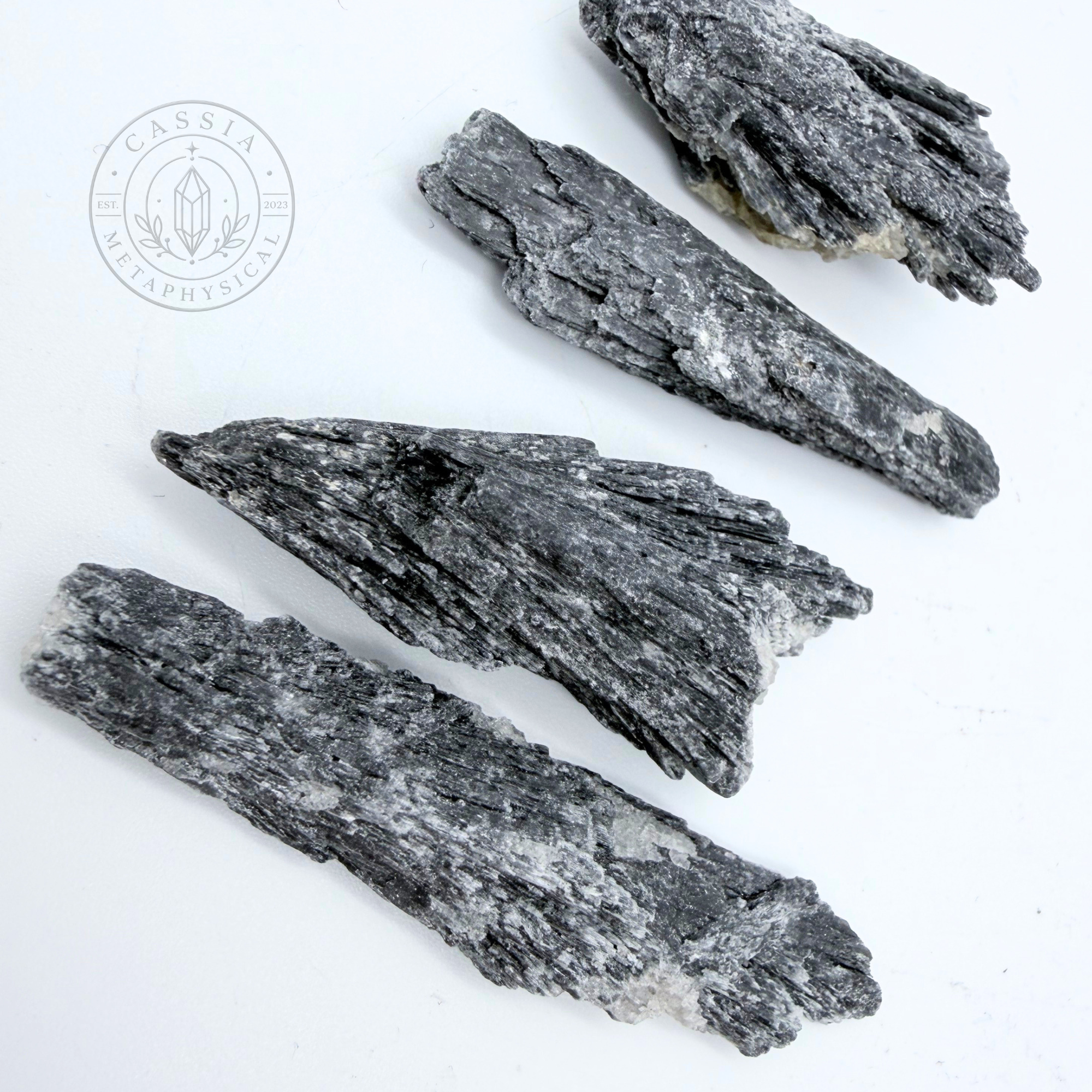 BLACK KYANITE FANS - SMALL-2.png