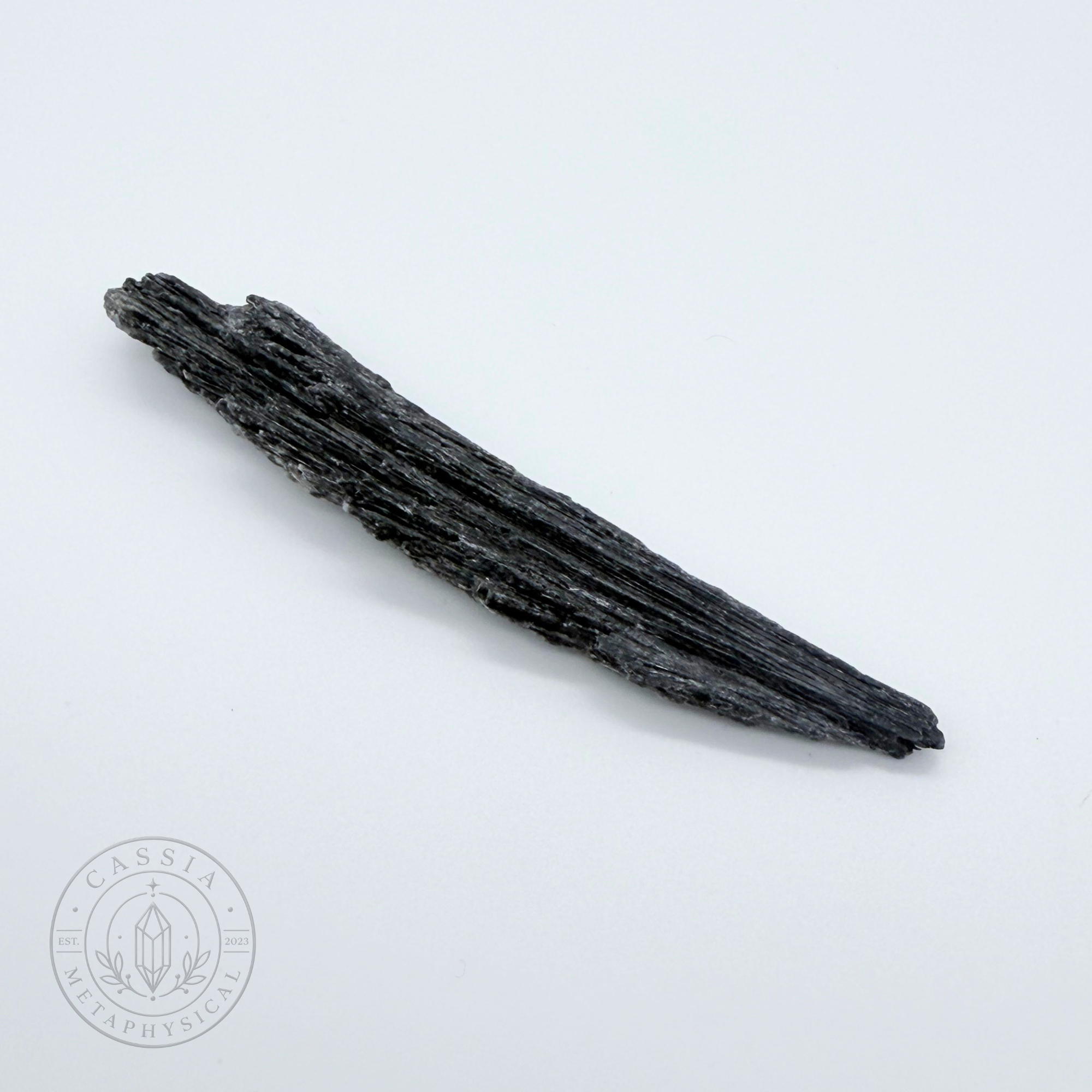 BLACK KYANITE FANS - LARGE-1.png