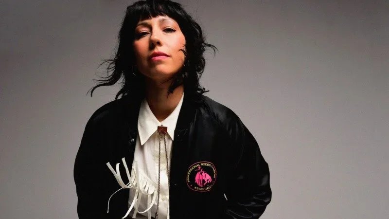 Deep Sea Diver Returns to the Surface