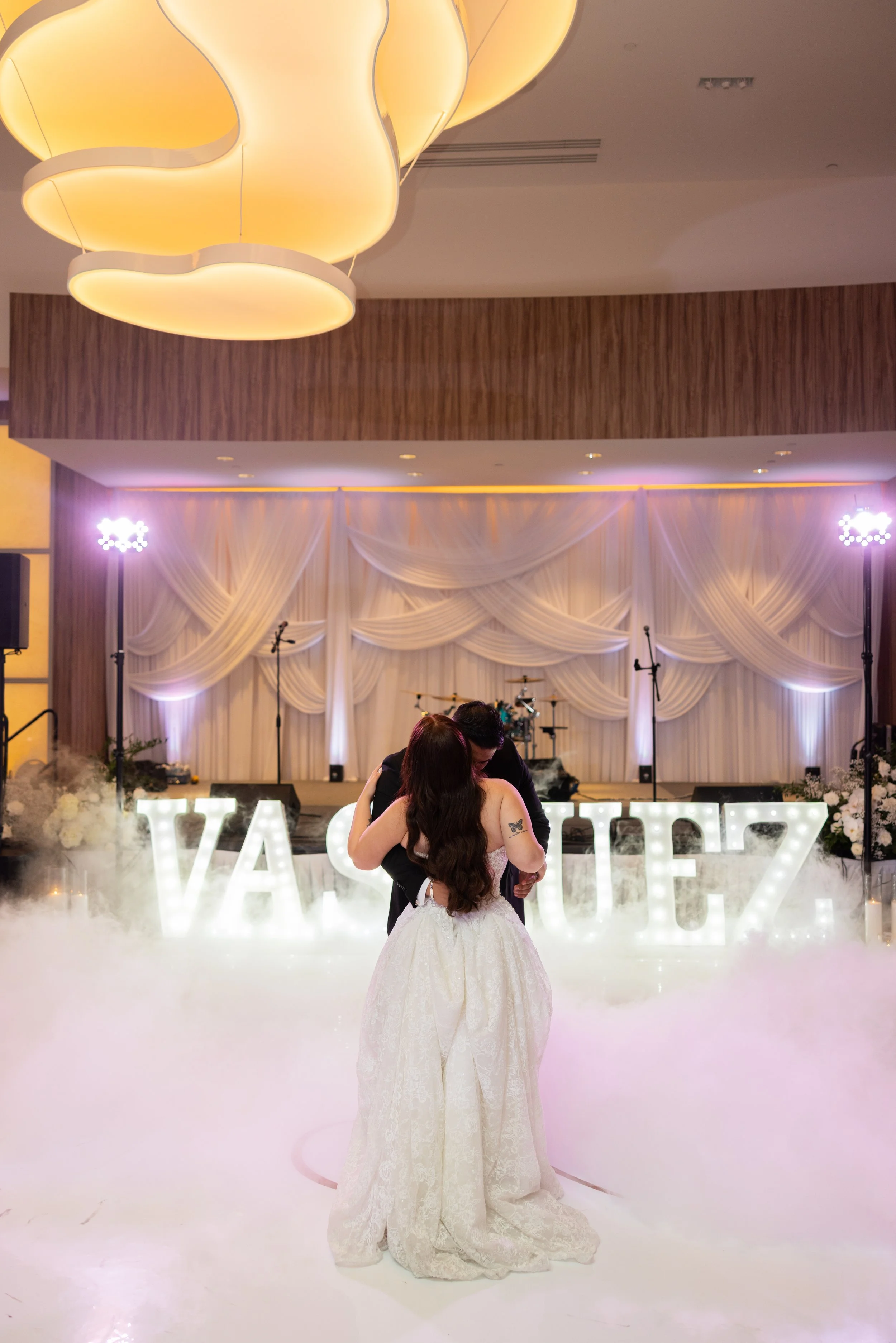 Karina&FranciscoSneakPeeks-193.jpg