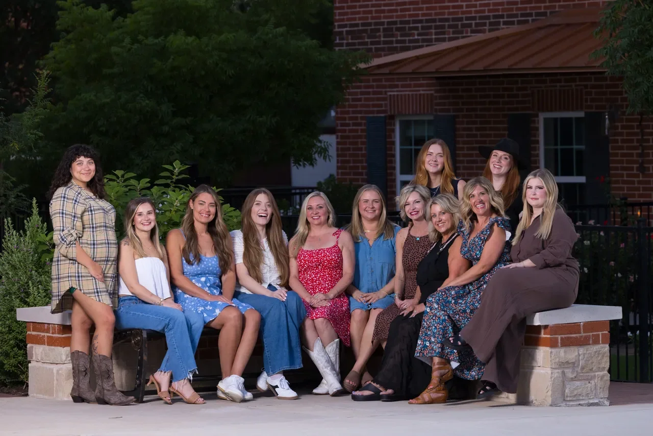 Oak and Opal Studios Luxury Salon in Frisco, TX