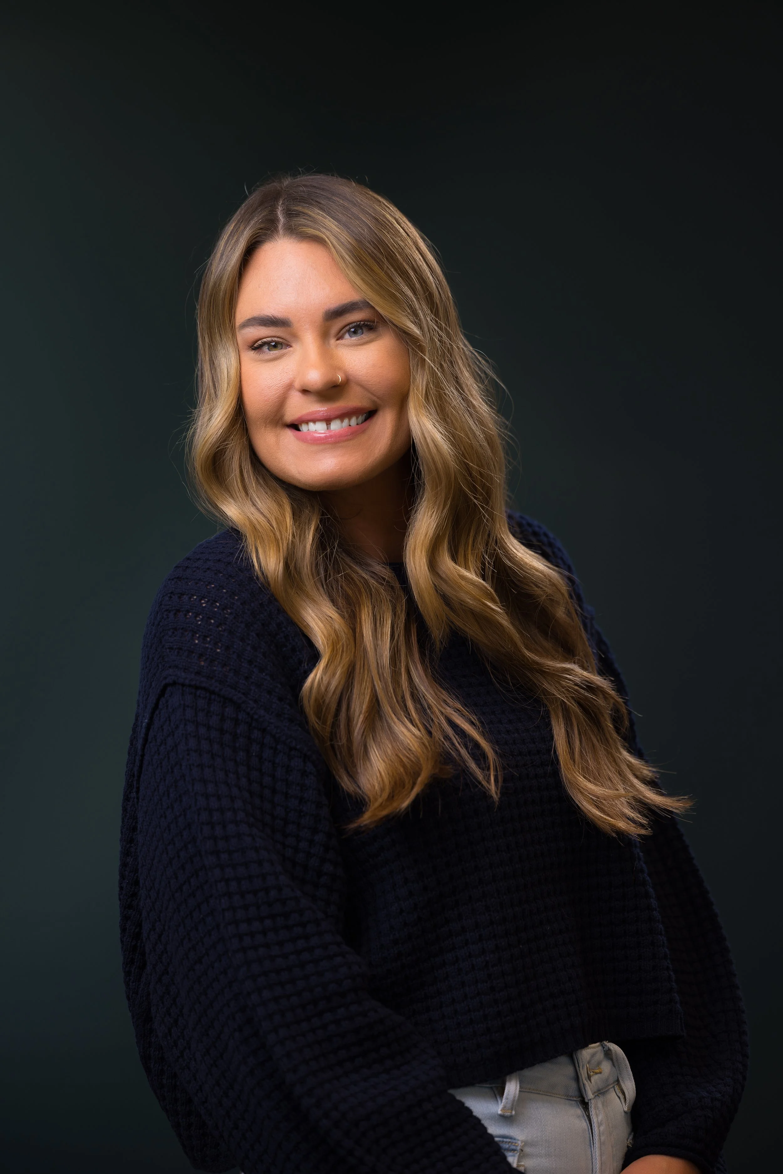Brie, a professional Frisco, TX Stylist, specializes in lived-in color, dimensional blondes, and extensions, creating effortless, low-maintenance looks that grow out beautifully.