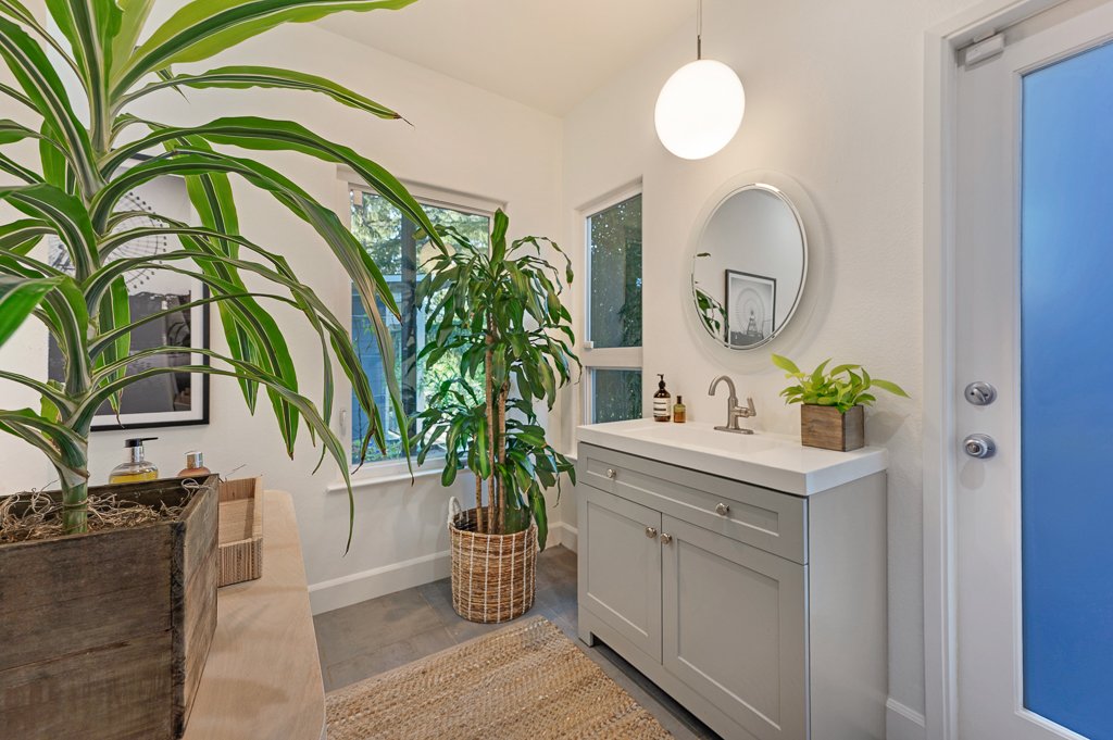 14282 Highland Ave_MLS (28 of 54).jpg