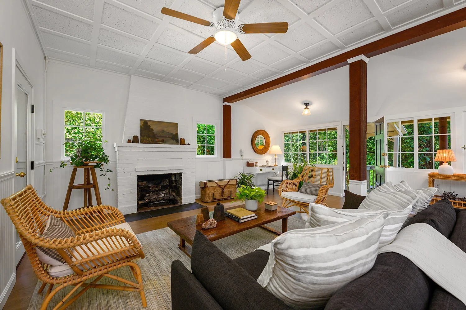 17385 Summit Ave Guerneville  -0006 copy.jpg