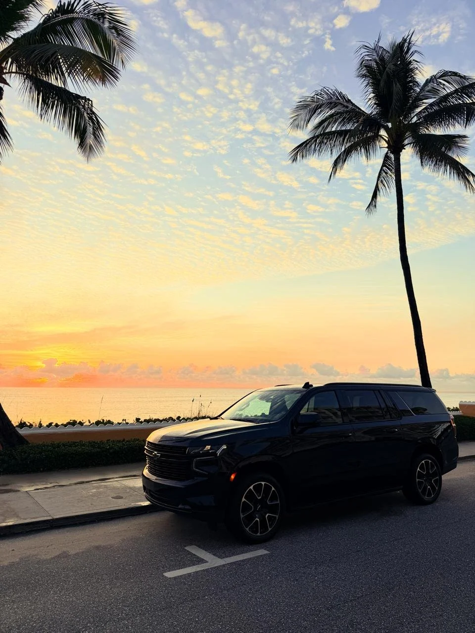 Premium Chauffeur SUV
Smooth ride · Tinted windows · Maximum privacy
Perfect for VIP clients and long-distance rides