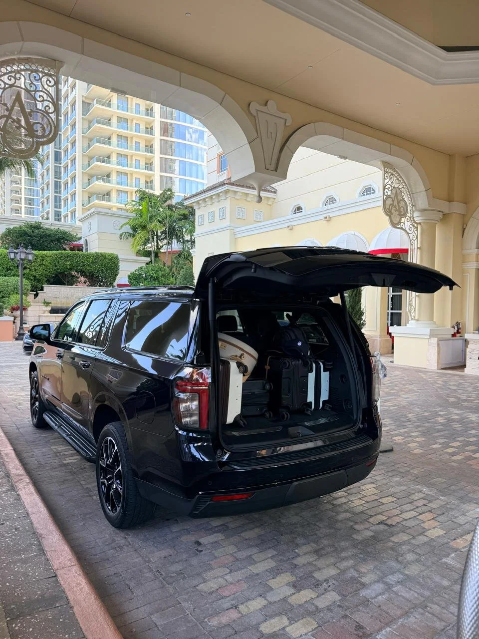 Comfortable rides with ample space for your luggage