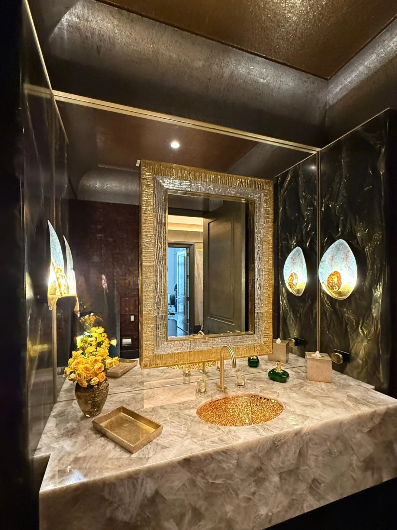 Gold Foil in Tinted Resin Side Splash - 2025