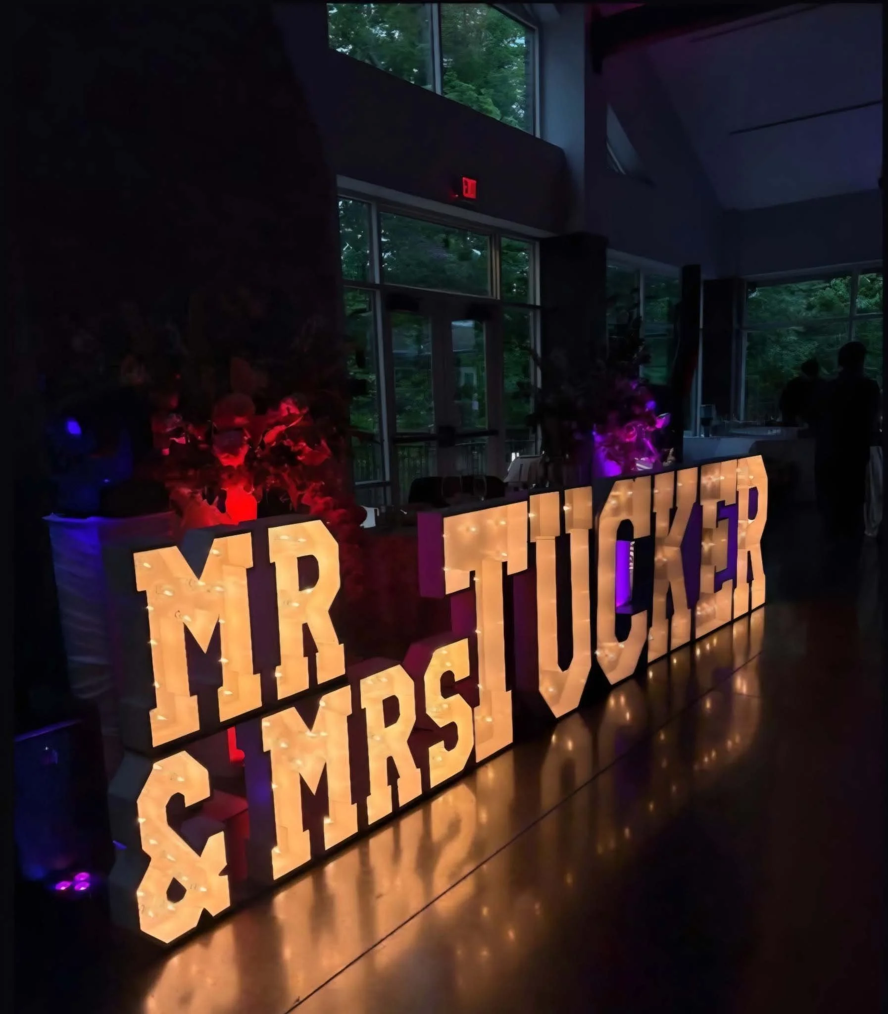 marquee letter rental for elegant wedding decor