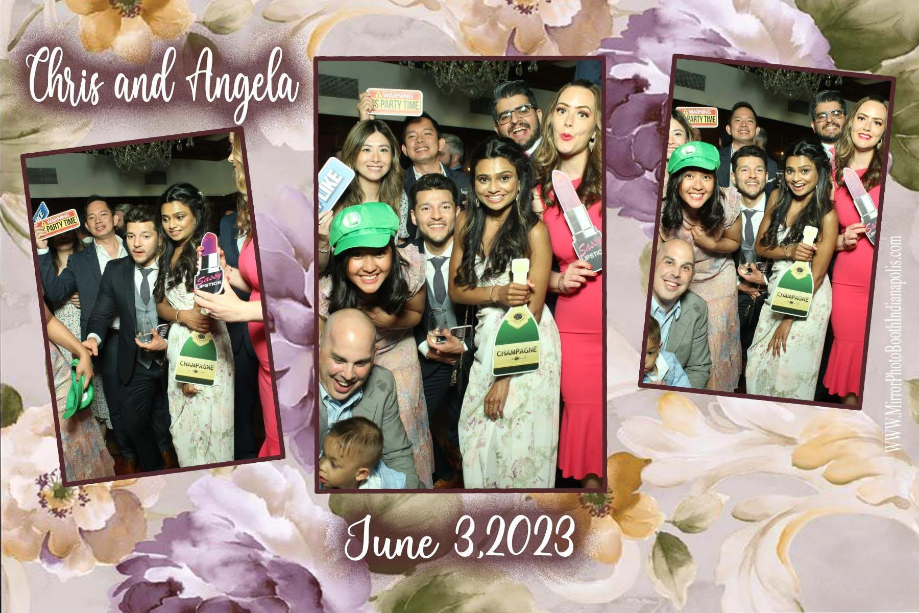 photo booth at wedding