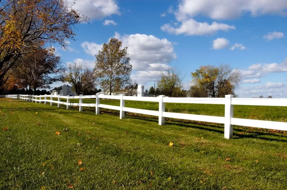 2 rail horse fence
