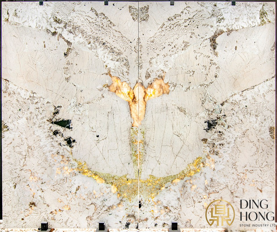 Golden Wind And Jade Dew