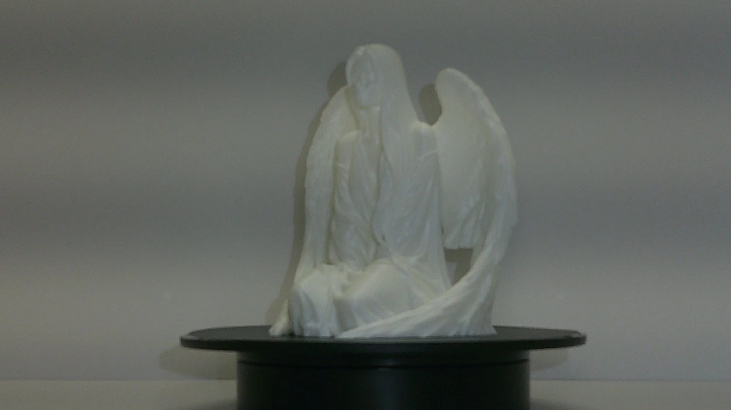 Figurine-Kneeling and Praying Angle 02.JPG