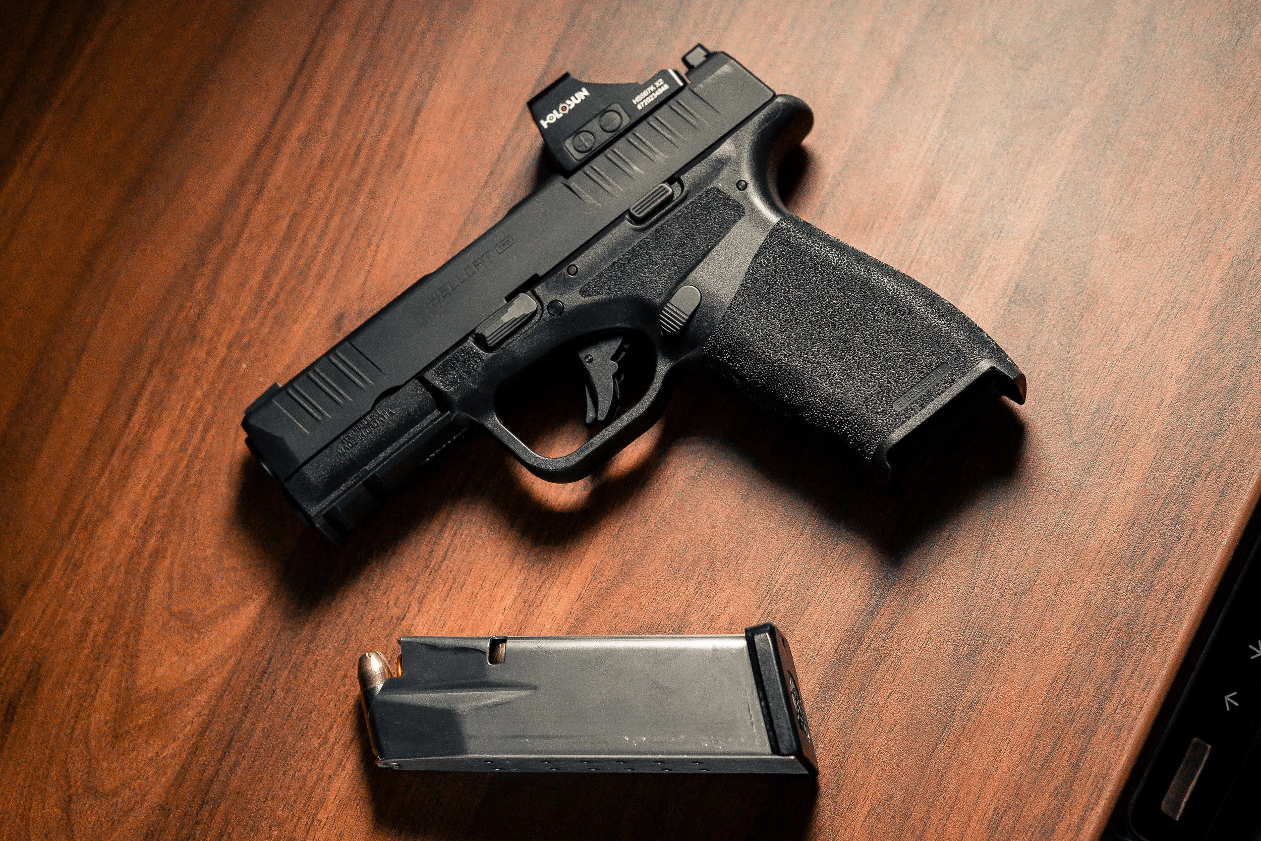 Springfield Hellcat Pro with Holosun 407k red dot and 15 round magazine