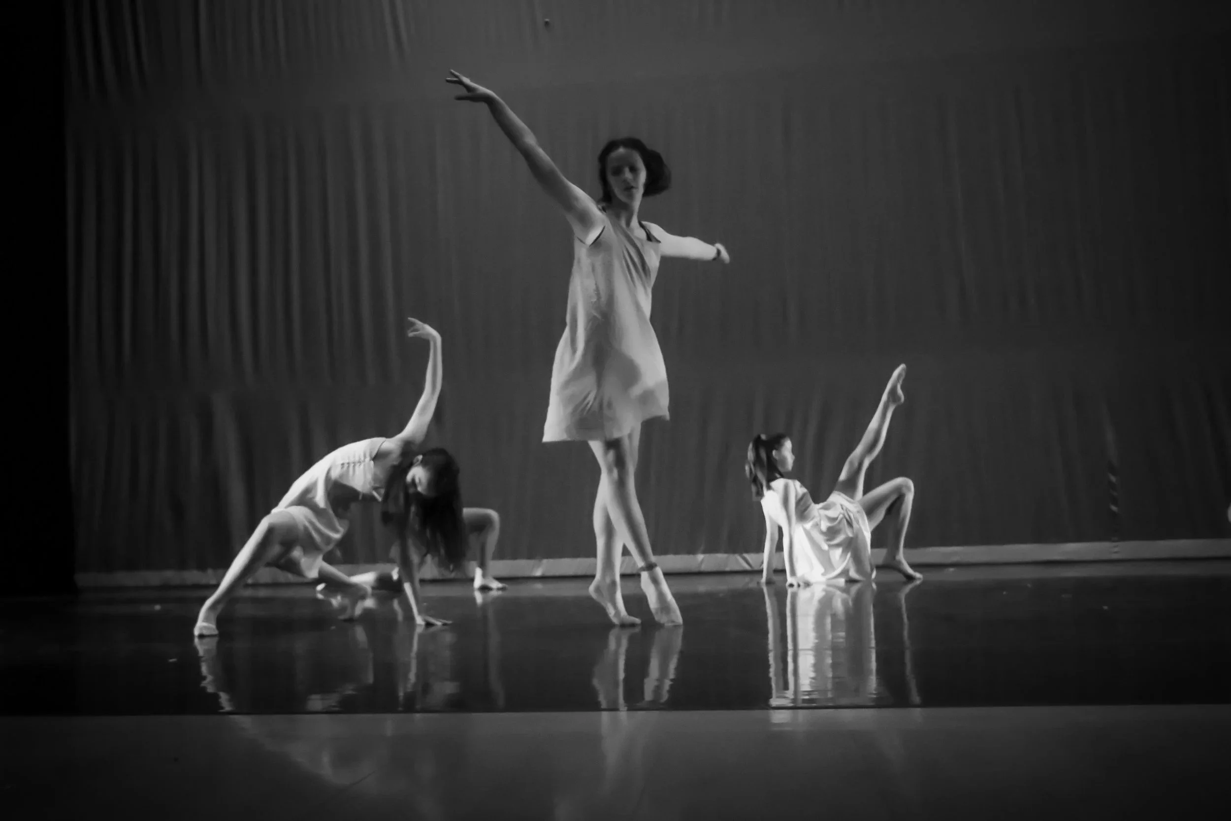 2019-08-03_WW_Dance_19_LG-127-(ZF-4459-30848-2-009).jpeg