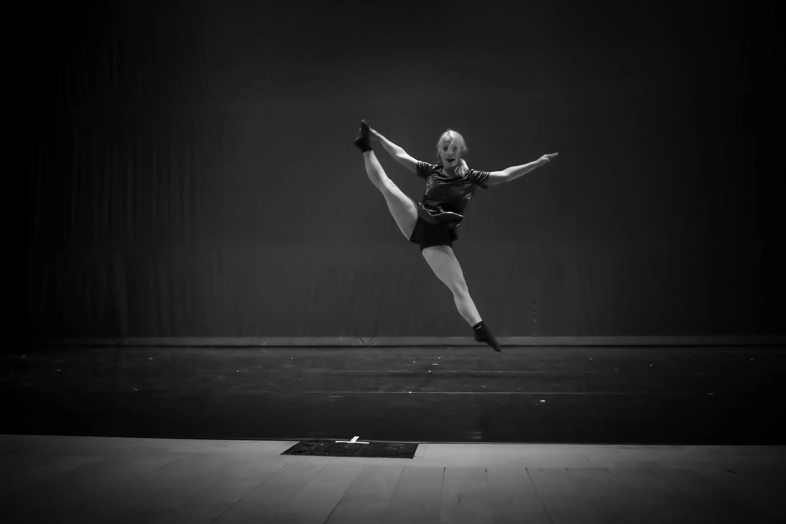2019-08-03_WW_Dance_19_LG-126-(ZF-4459-30848-2-008).jpeg
