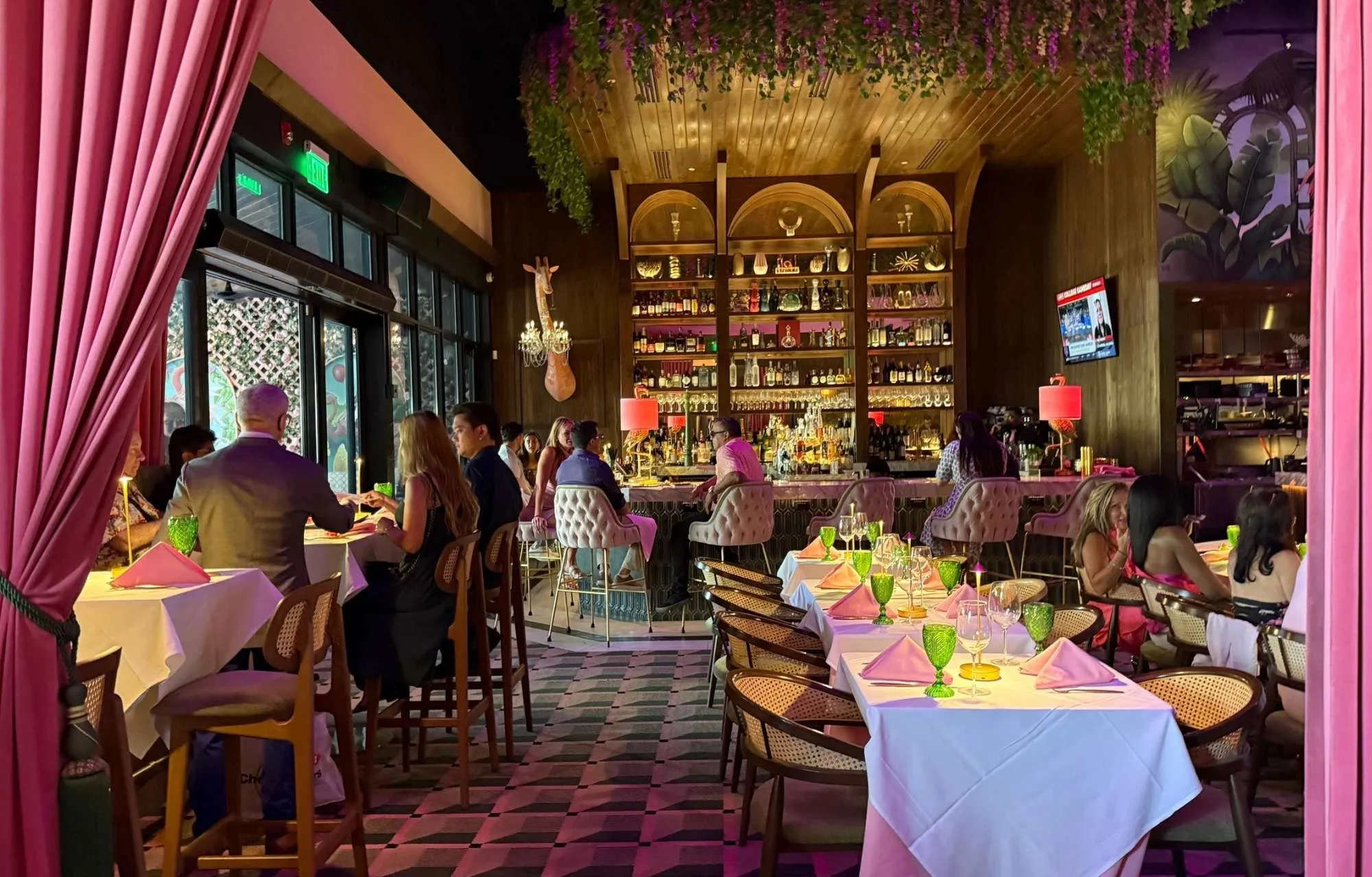Pink Steak West Palm Beach: Lobsta Disco Brunch Experience