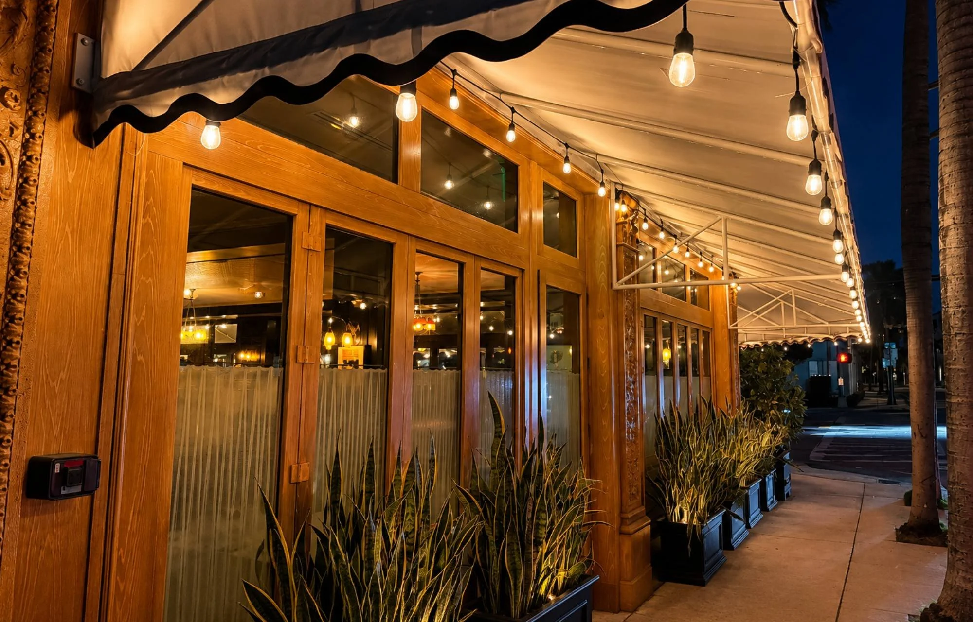La Goulue Palm Beach Review: Classic French Dining on the Island