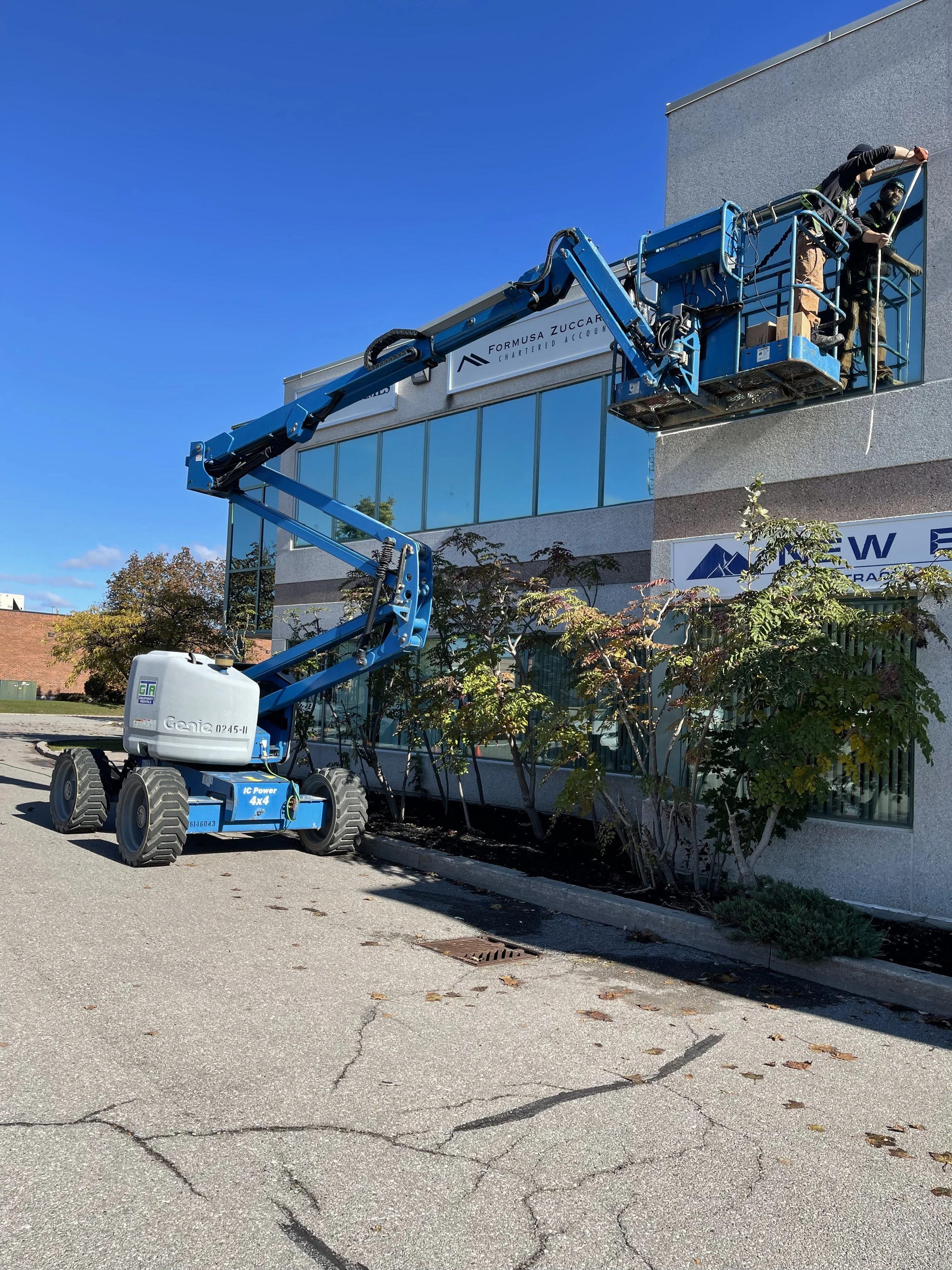 2900 Langstaff rd (plazza)
