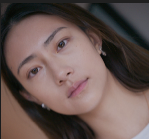 clean girl thumb 2.png