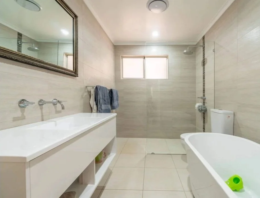 kestral+bathroom+after+a.jpg