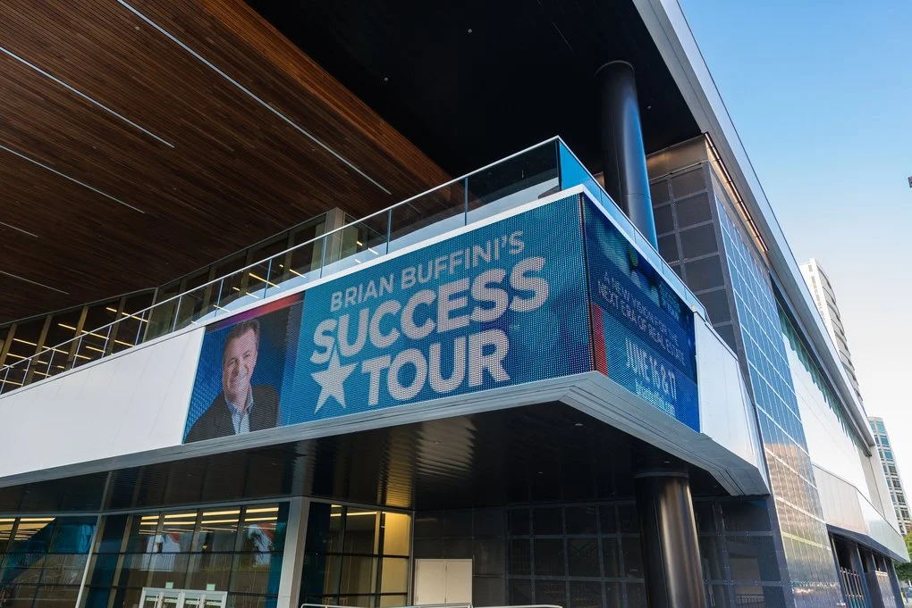 Medium-Success_Tour_2014_San_Jose_7925.jpg