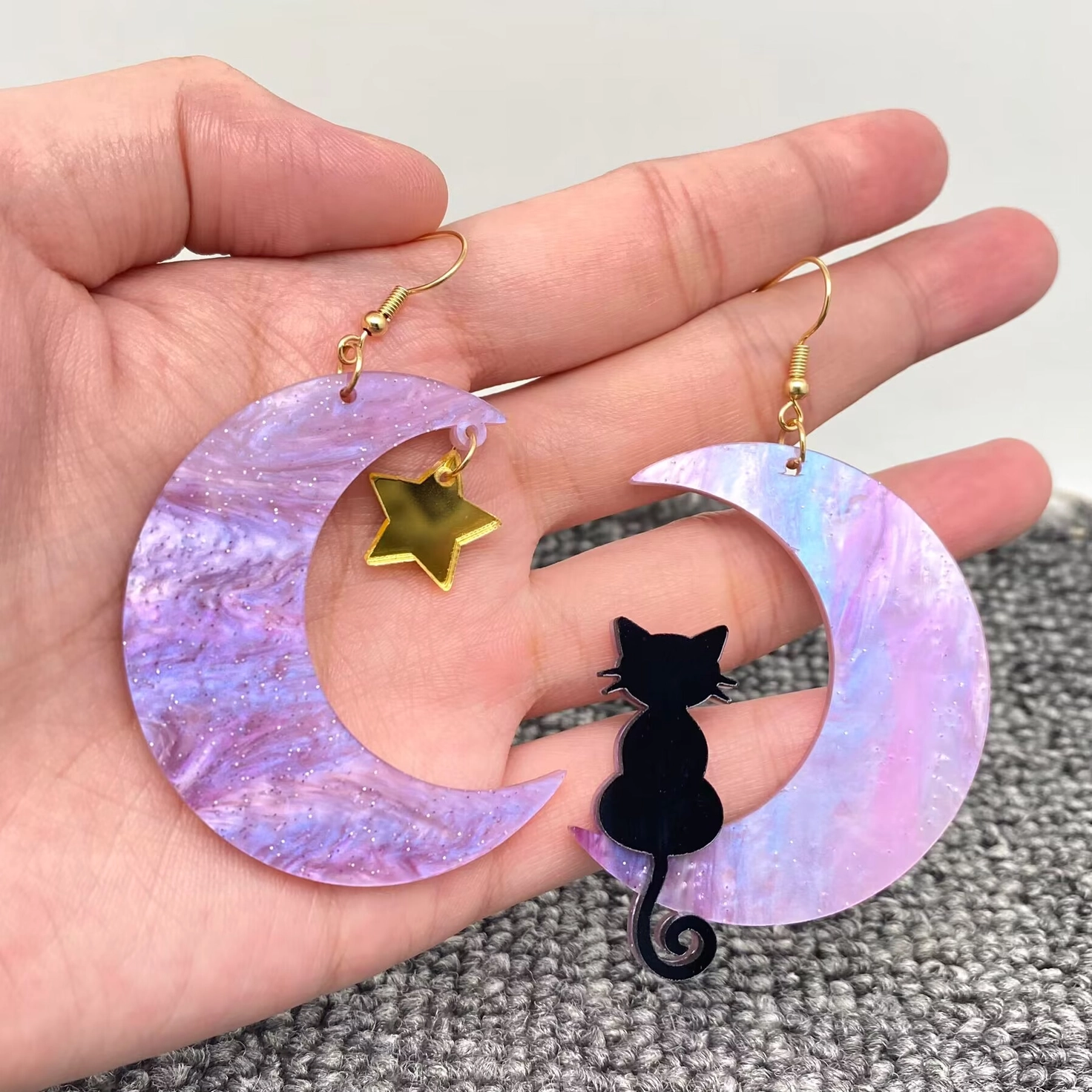 Black Cat On the Crescent Moon Asymmetric Dangle Earrings