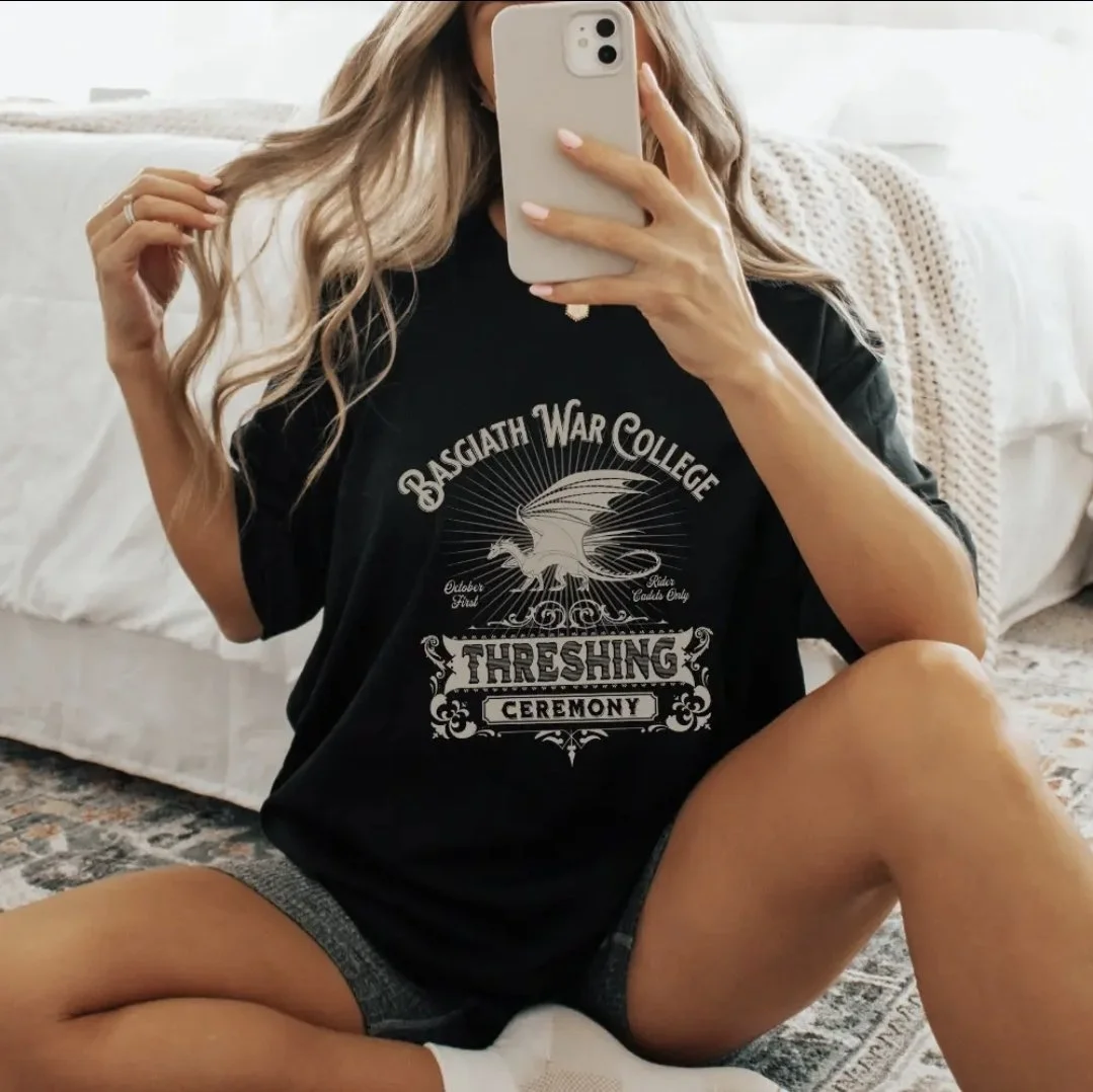 Threshing | Fourth Wing T-Shirt