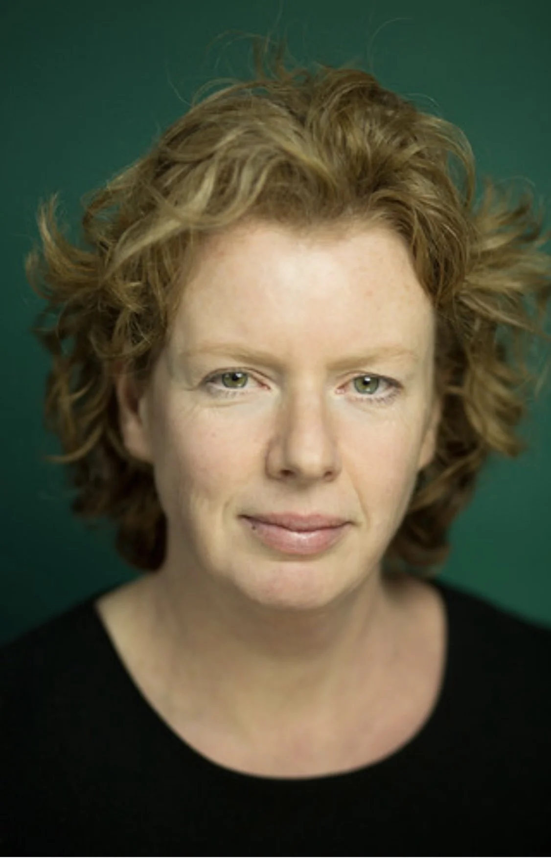 Author and medical doctor and neurologist Dr Suzanne O'Sullivan portrait