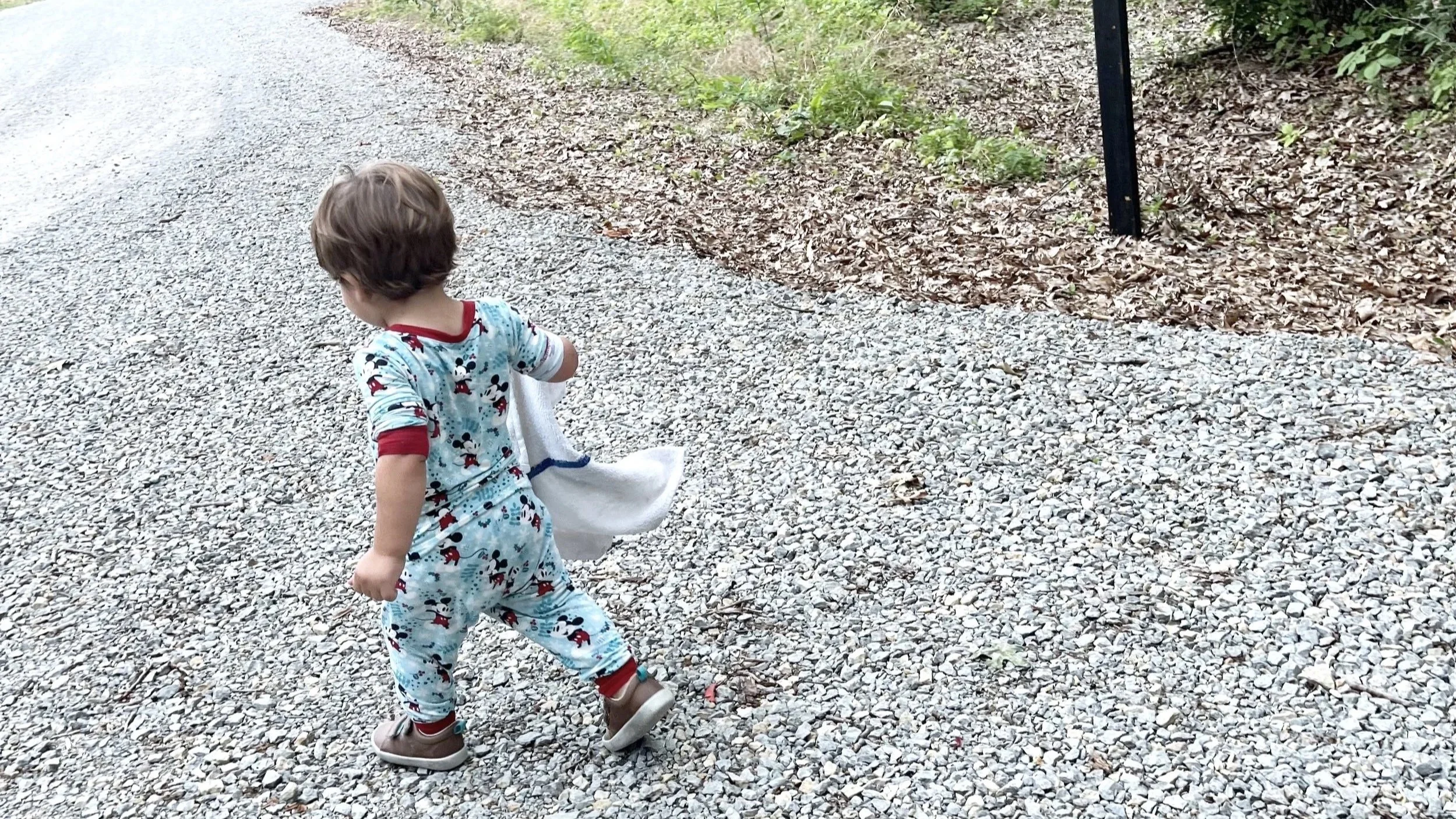 Screen-Free Parenting with Film: Simple Photography for Tired Parents