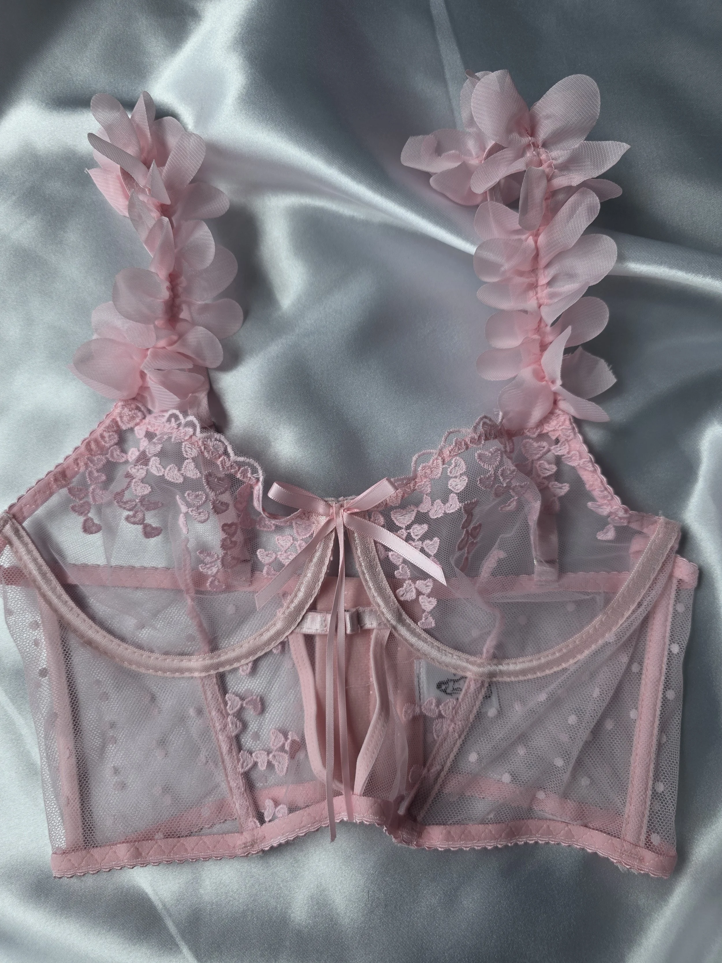 Pink floral lace bra undies lingerie set