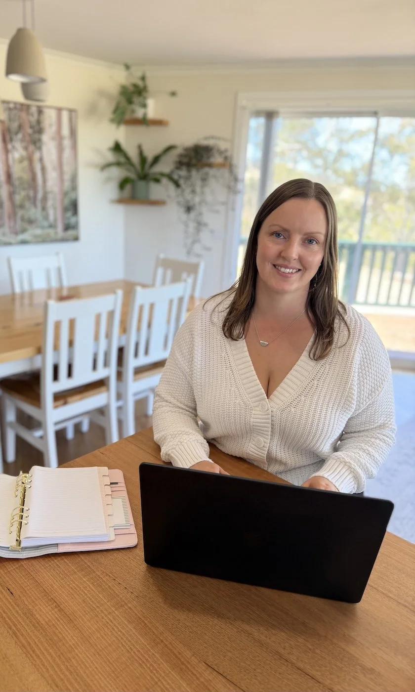 Laura Duncombe, Clinical Nutritionist at Naturally Nourished Nutrition in Tea Tree Tasmania offering personalised online nutrition consultations for women.