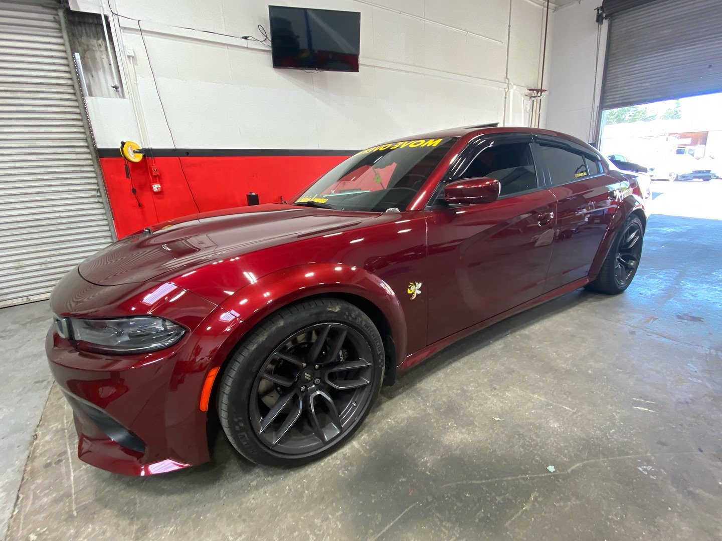 Widebody Scatpack in for transmission replacement an a custom retune💪💪 let’s get it 😎