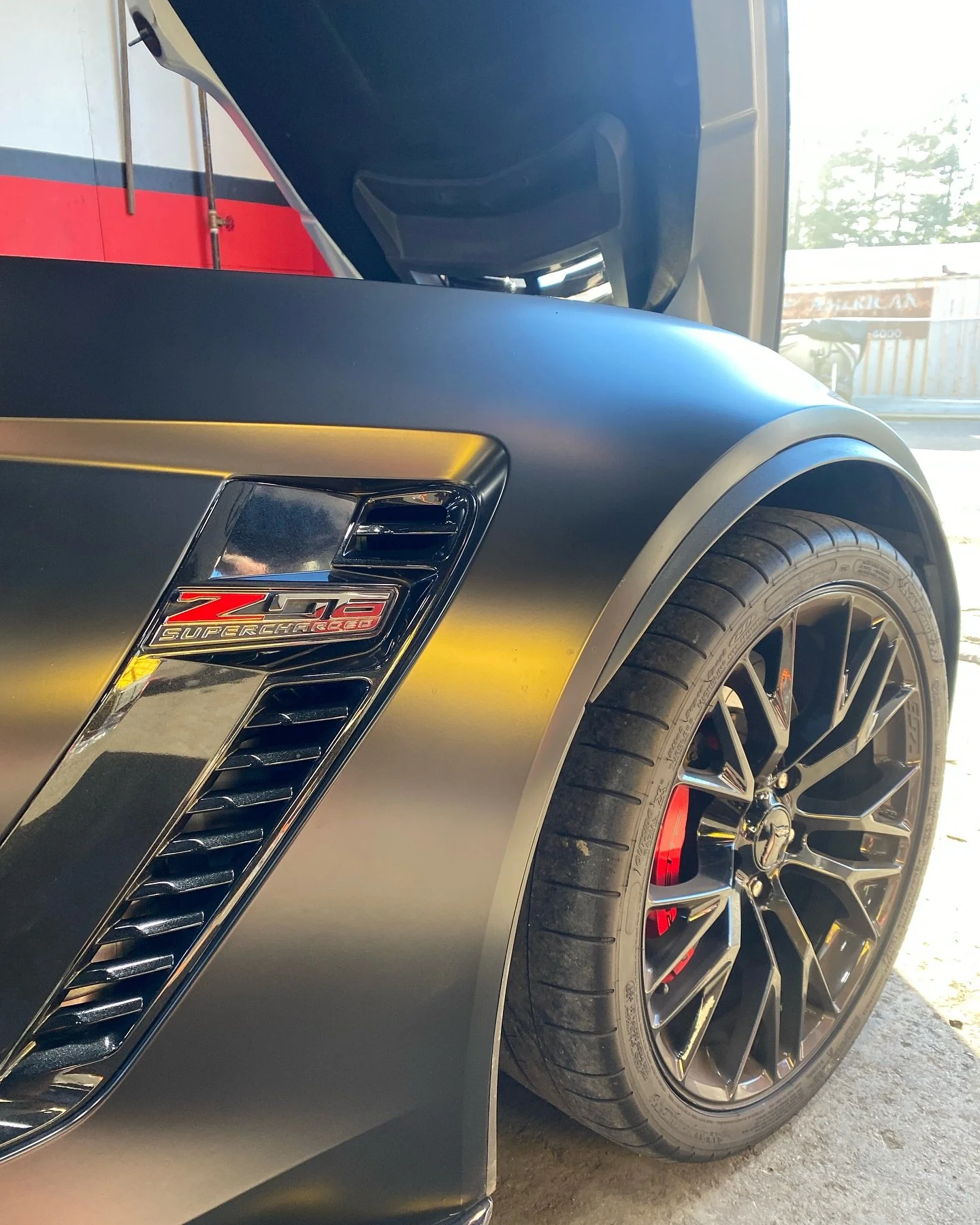 C7 zo6 for some upgrades, that’s supercharger lid looks amazing
