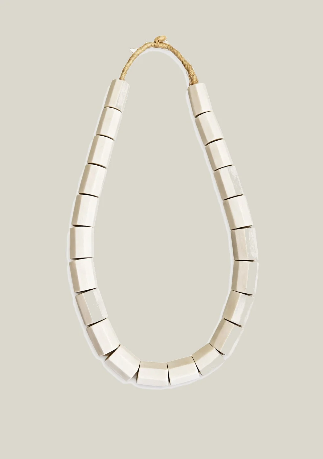 Cream angle bead.jpg