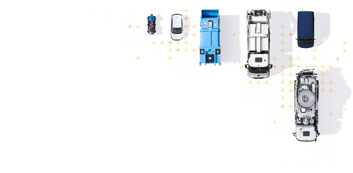 Une disposition de divers véhicules, dont une moto, une voiture, une benne, un camion, un bus et deux voitures, placés sur un fond blanc avec des petits croix colorées.