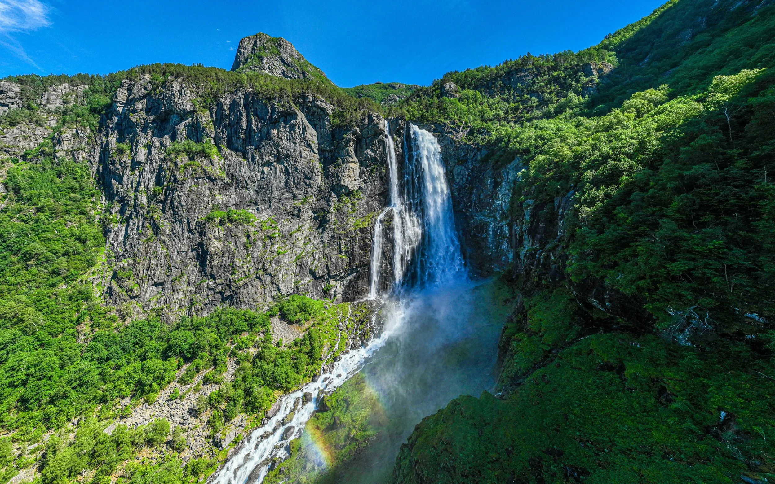 FEIGEFOSSEN, LUSTER FOTO HÅVARD NESBØ(1).JPG