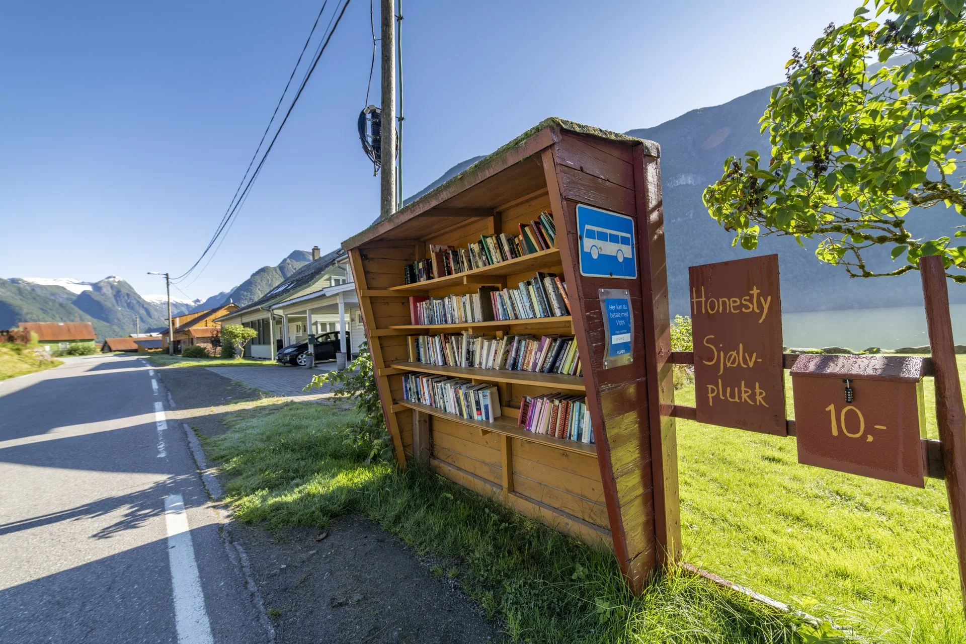 Book Town Fjærland Honesty Shop