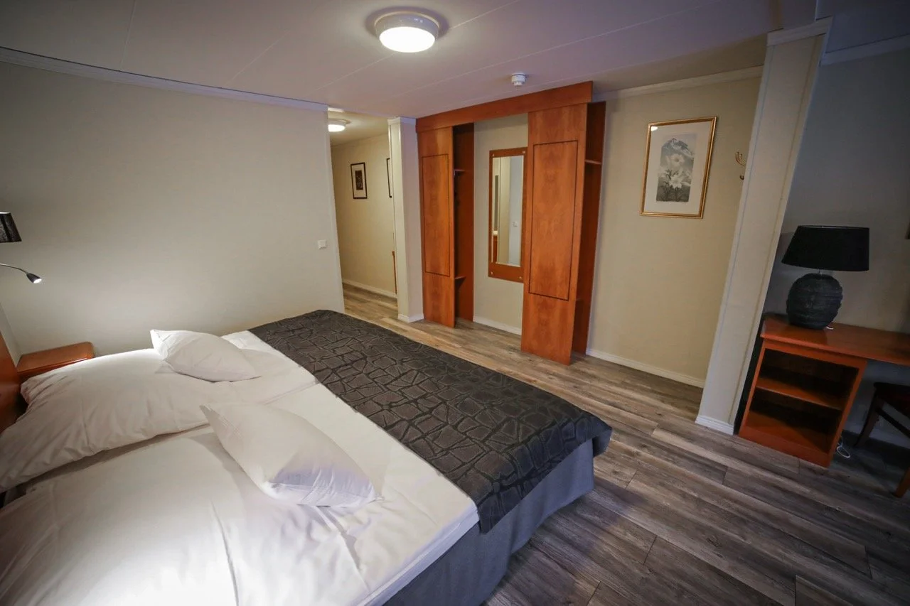 Vesterland Feriepark - Hotellrom-10 – stort.jpeg