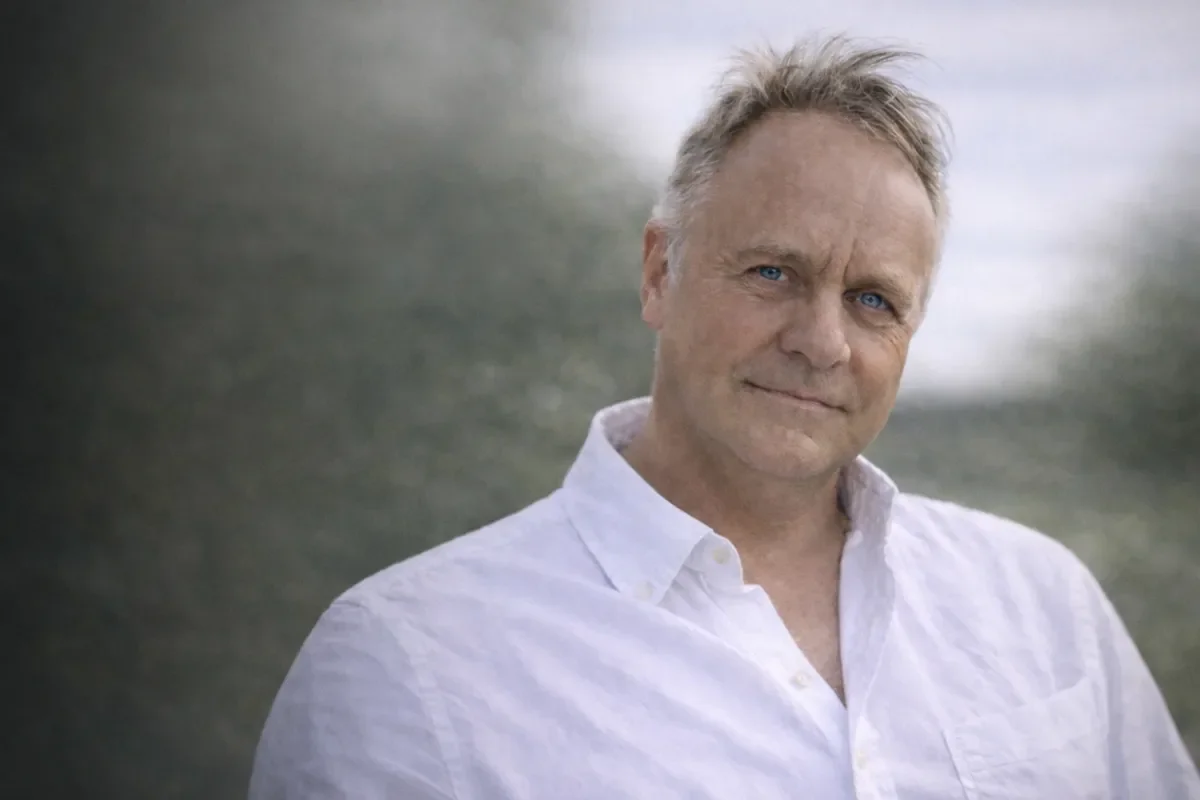 Andrew Elson portrait