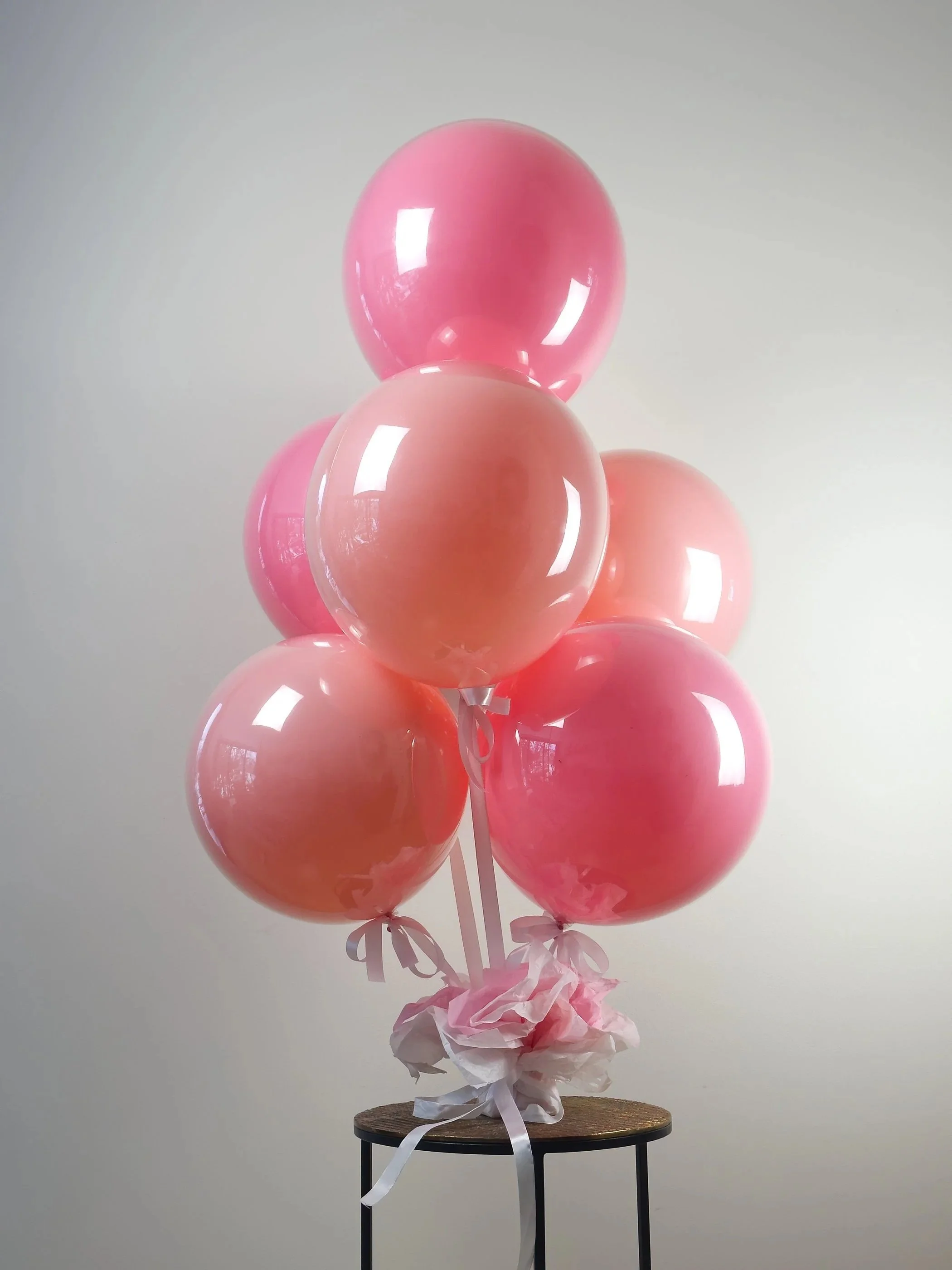 Birthday balloon bouquet for those who love pink.