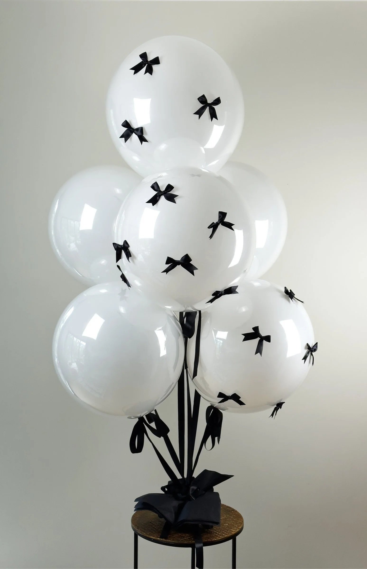 Black+Bows+bouquet.jpg